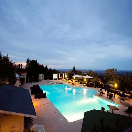 Monte Del Re فندق 4*