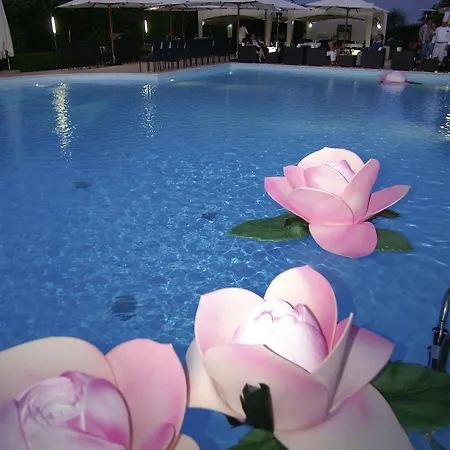 Monte Del Re מלון דוצה